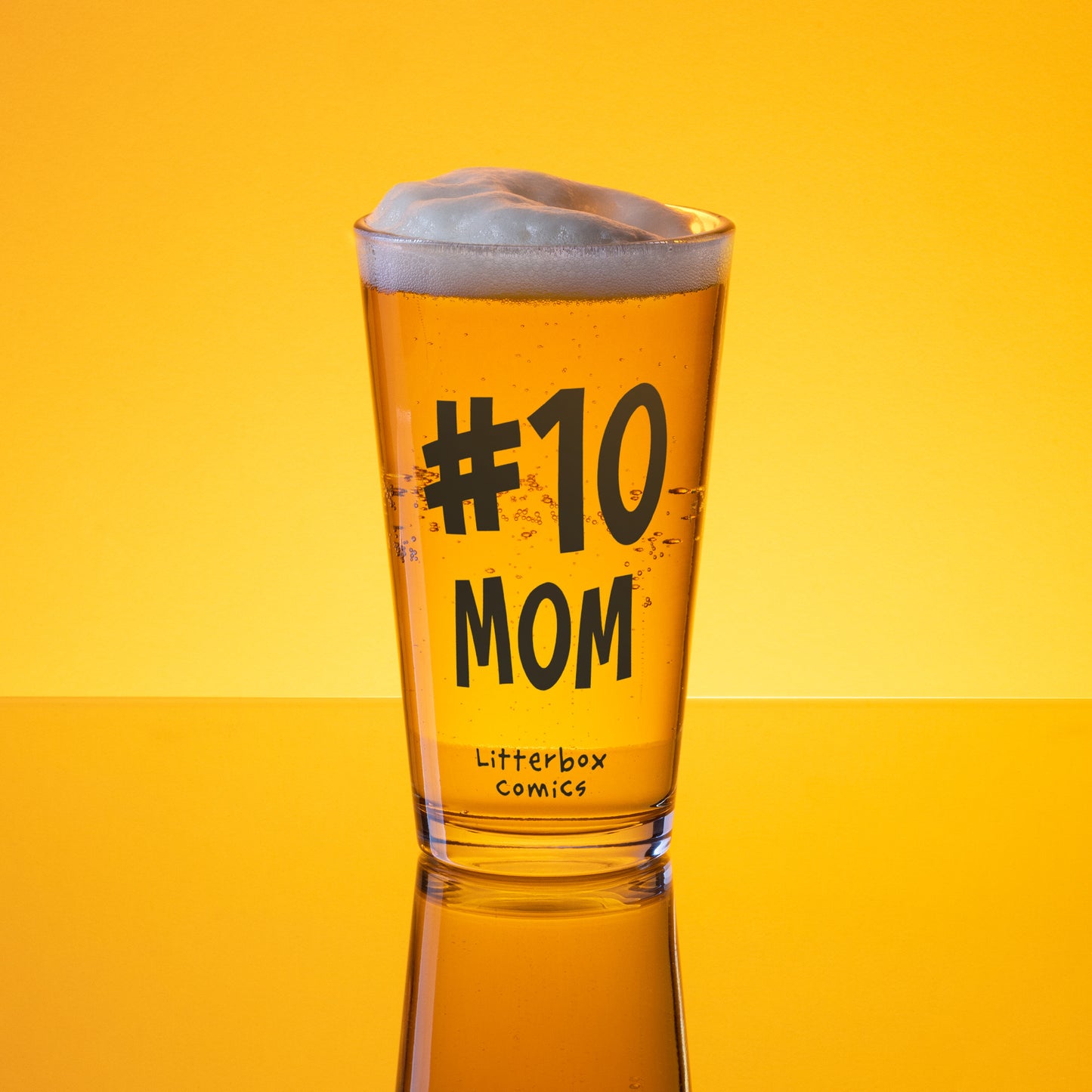 #10 MOM Pint Glass